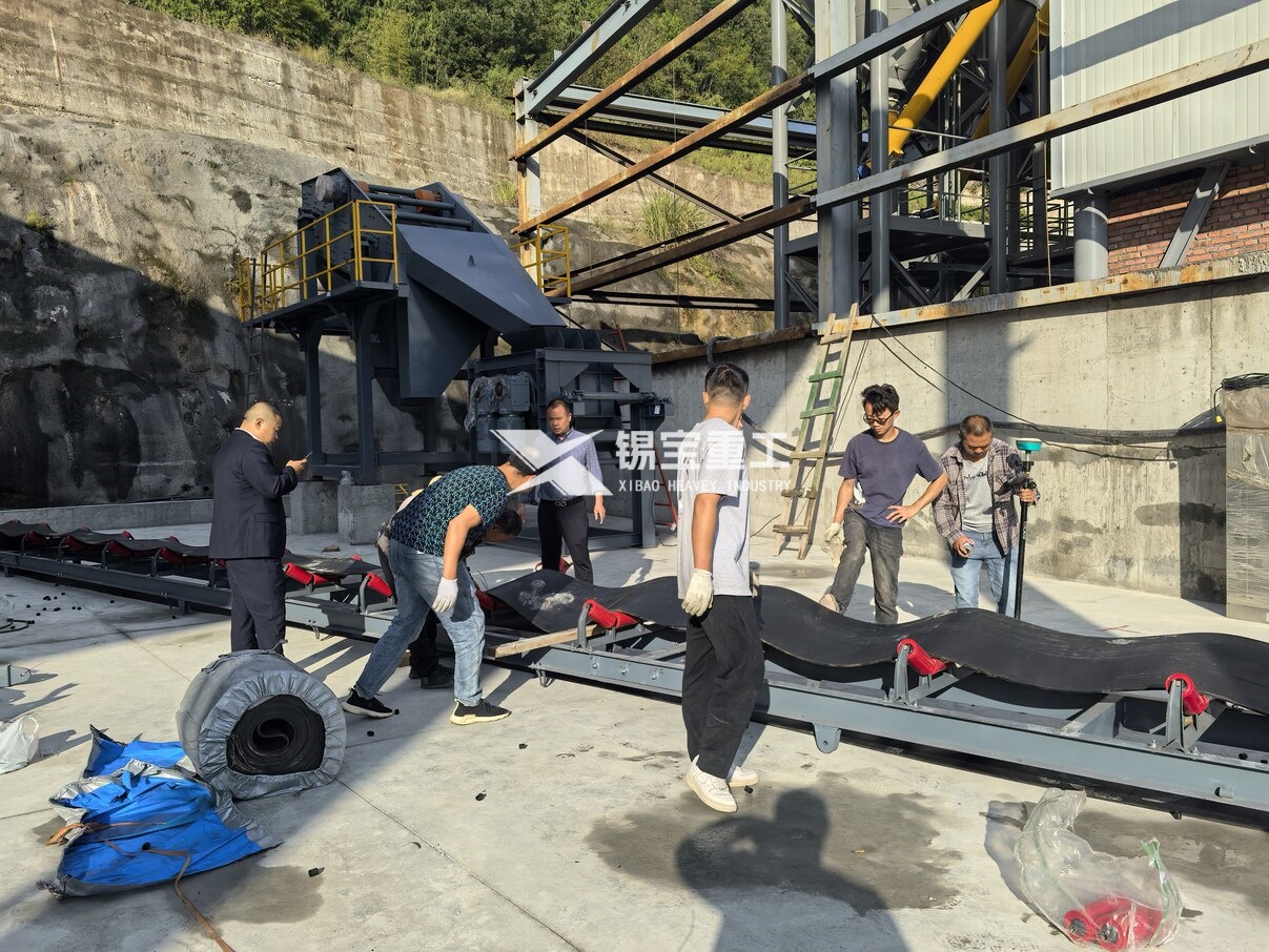 沥青料破碎筛分机 沥青料破碎筛分机